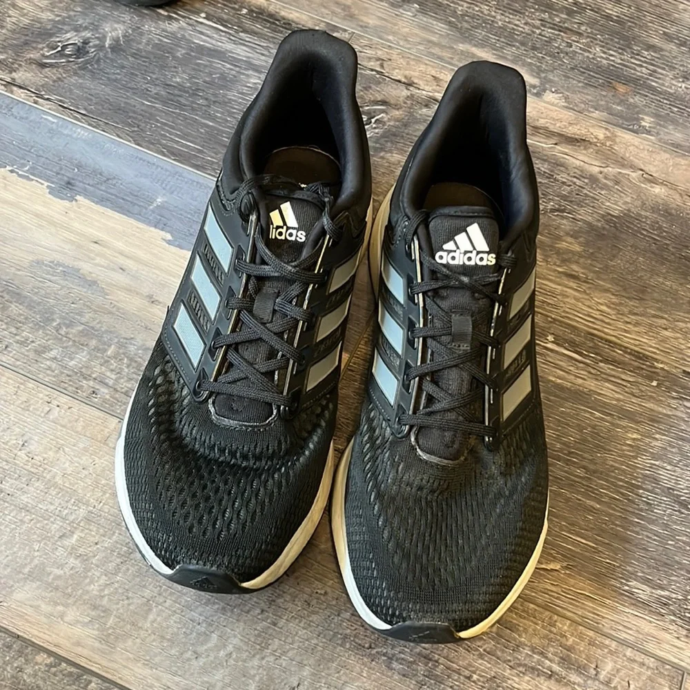adidas gazelle silver green womens adidas Men's Adizero Evo SL Black White 11.5 main image 0
